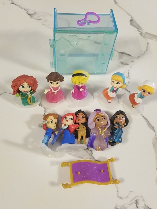 Disney Other - Disney Princess Comics Figures Lot